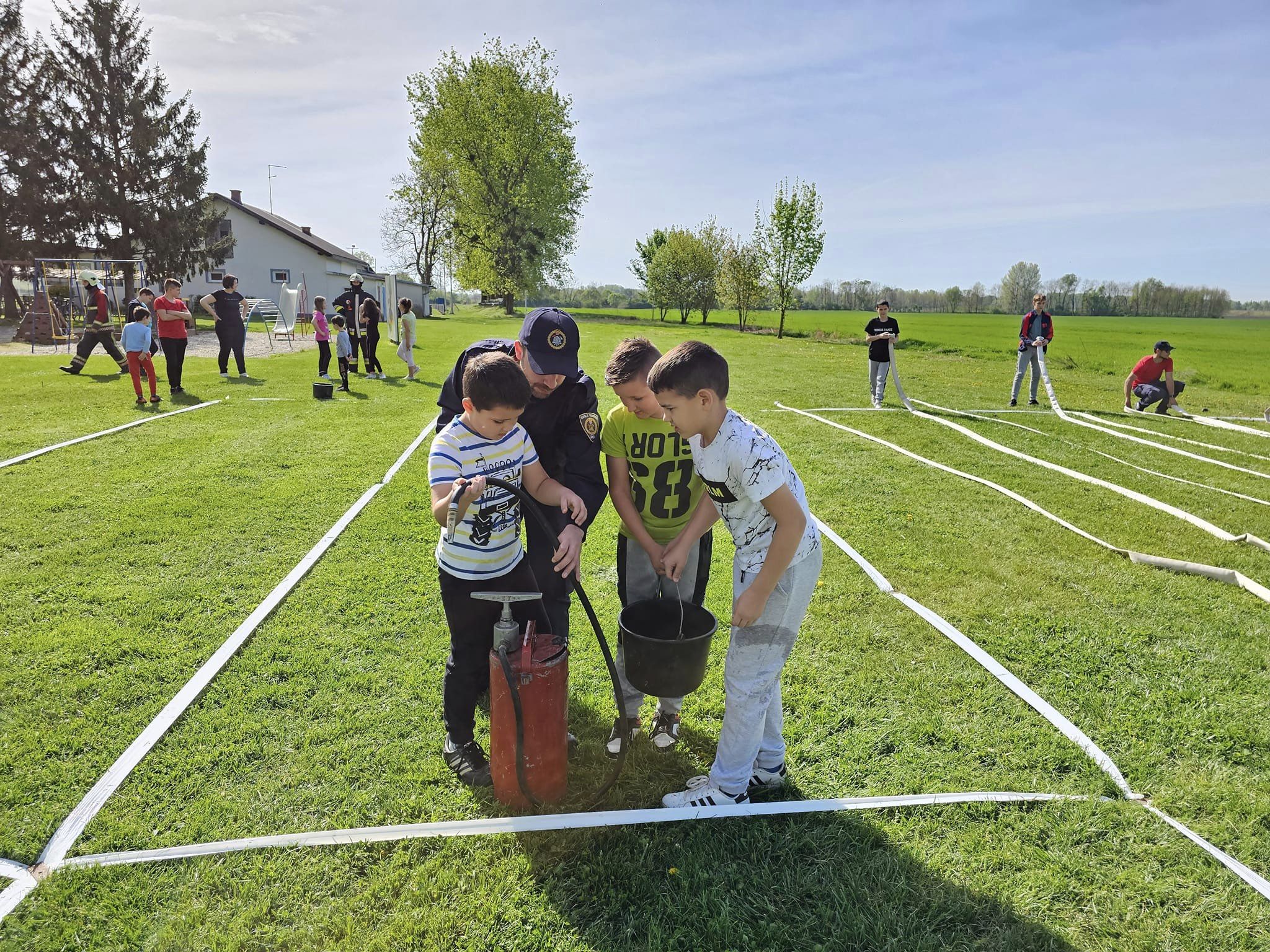 foto/Mladi vatrogasci (46)